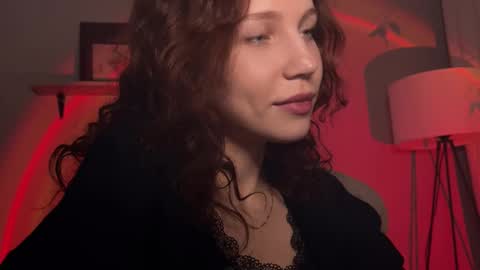 spicy___caramel online show from December 2025 04:56:01 PM