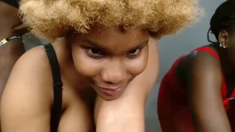 Snapshot of spicy_suzzy chatting on October 2025 11:05:01 PM Spicy online show from October 2025 11:05:01 PM