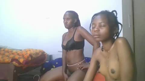 Snapshot of spicybobolishia_ chatting on May 2026 01:43:02 PM Bobo online show from May 2026 01:43:02 PM