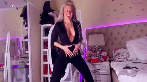 Alicia online show from March 2026 08:48:01 AM