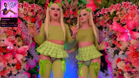 Snapshot of spicysluts chatting on November 2025 02:02:02 AM Alison Sharon online show from November 2025 02:02:02 AM