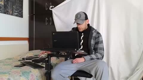 Marco. When Im offline you can view premium content in bio online show from February 2025 03:14:01 PM