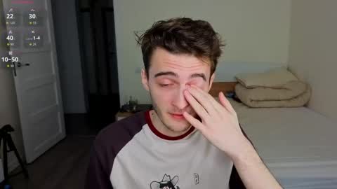 Snapshot of spider___man chatting on April 2026 02:11:01 PM Spidey online show from April 2026 02:11:01 PM