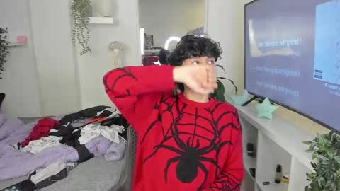 Snapshot of spider_baby_ chatting on November 2025 10:34:02 PM spider_baby_ online show from November 2025 10:34:02 PM