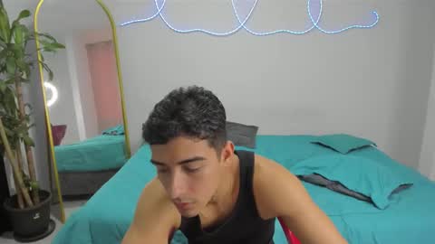 Snapshot of spider_master77 chatting on January 2026 09:51:01 PM spider master online show from January 2026 09:51:01 PM