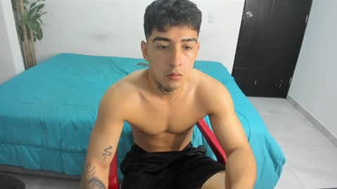 Snapshot of spider_master77 chatting on April 2026 12:27:01 AM spider master online show from April 2026 12:27:01 AM