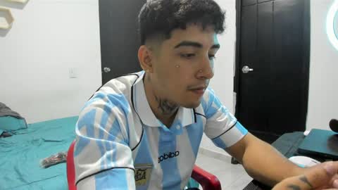 Snapshot of spider_master77 chatting on April 2026 02:05:02 AM spider master online show from April 2026 02:05:02 AM