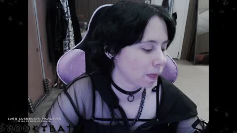 Snapshot of spookybat chatting on December 2024 03:19:02 AM Shio online show from December 2024 03:19:02 AM