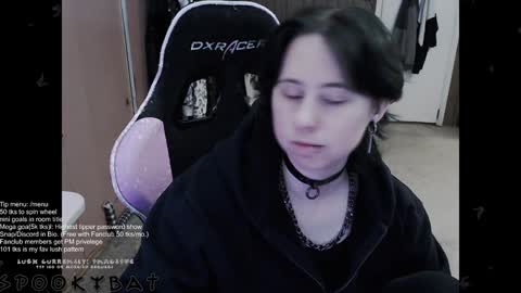 Snapshot of spookybat chatting on December 2024 03:36:02 AM Shio online show from December 2024 03:36:02 AM