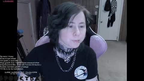 Snapshot of spookybat chatting on March 2025 02:57:02 AM Shio online show from March 2025 02:57:02 AM