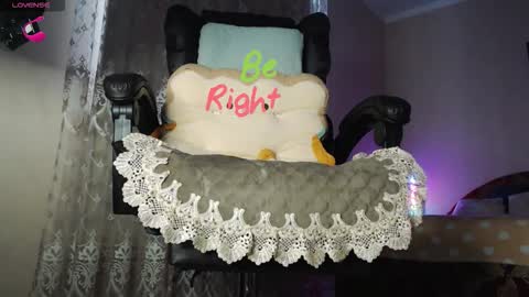 Snapshot of sports_woman5 chatting on November 2025 07:31:02 AM Tips are the best compliment to a woman online show from November 2025 07:31:02 AM