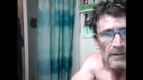 spraytecrick211 online show from December 2024 11:30:01 AM