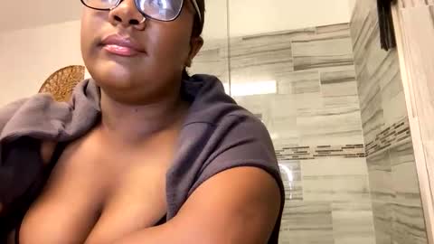 spreadthatassssssssss online show from April 2026 04:10:02 AM