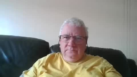 Snapshot of springtine chatting on May 2026 10:55:01 AM springtine online show from May 2026 10:55:01 AM