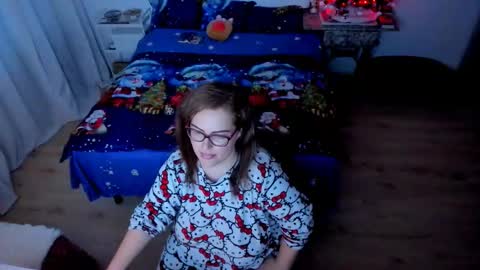 Kim online show from December 2025 02:14:02 PM