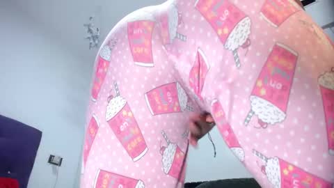 Snapshot of squirter_girl69 chatting on February 2025 09:58:02 AM squirter_girl69 online show from February 2025 09:58:02 AM