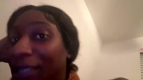 Snapshot of squirtgawdess3 chatting on April 2026 06:40:01 AM Squirt gawdess online show from April 2026 06:40:01 AM