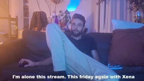 Snapshot of squirtproff chatting on October 2025 04:23:02 AM Squirtproff online show from October 2025 04:23:02 AM