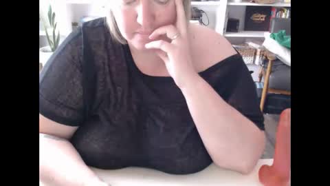 Messi Jessi online show from February 2025 05:25:02 PM