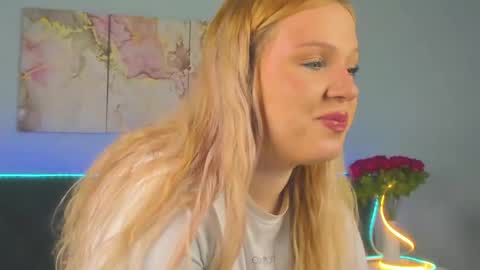 sqwrtg online show from April 2026 12:52:01 AM