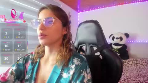 sr_eduard online show from October 2025 10:40:02 PM