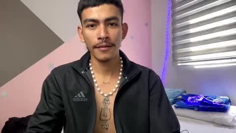 Snapshot of srcejotas chatting on January 2025 04:42:01 PM sorry mom online show from January 2025 04:42:01 PM