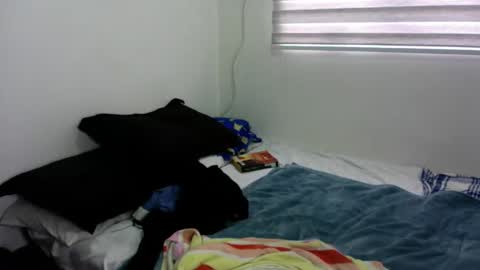 Snapshot of srcejotas chatting on October 2025 07:33:02 PM sorry mom online show from October 2025 07:33:02 PM