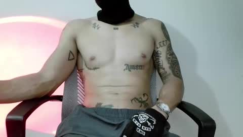 Snapshot of srghost333 chatting on March 2026 06:19:02 AM srghost333 online show from March 2026 06:19:02 AM