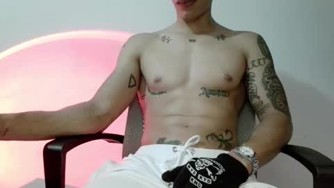 Snapshot of srghost333 chatting on March 2026 04:57:02 AM srghost333 online show from March 2026 04:57:02 AM