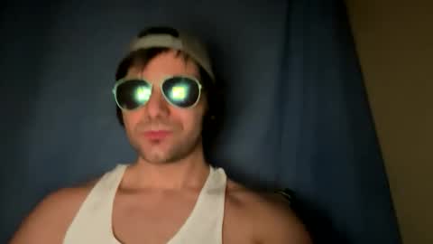 Snapshot of sshhjjnnss chatting on September 2025 04:18:02 PM sshhjjnnss online show from September 2025 04:18:02 PM