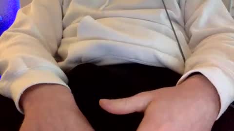 HIM online show from April 2026 04:48:01 PM