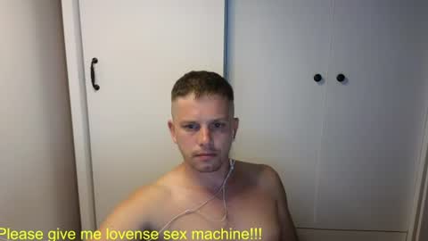 st1vemaster01 online show from July 2026 12:55:01 PM