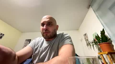 sta13 online show from April 2026 10:51:02 PM