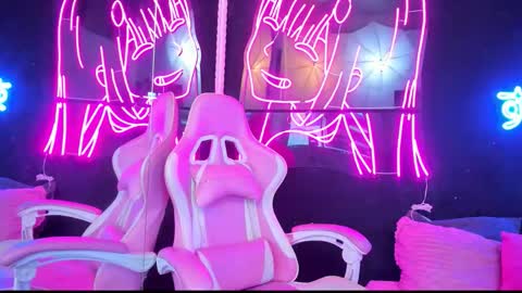 Snapshot of staarlightt chatting on October 2025 09:26:02 PM staarlightt online show from October 2025 09:26:02 PM