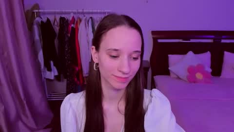 Snapshot of staceycutie chatting on February 2026 05:17:02 PM StaceyCutie online show from February 2026 05:17:02 PM