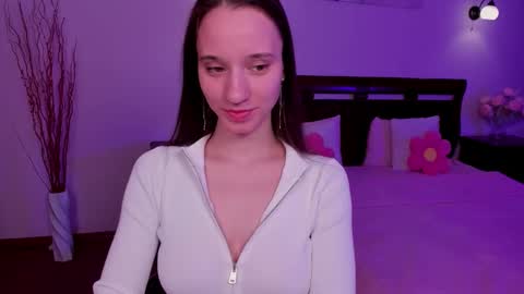 Snapshot of staceycutie chatting on March 2026 06:55:02 PM StaceyCutie online show from March 2026 06:55:02 PM