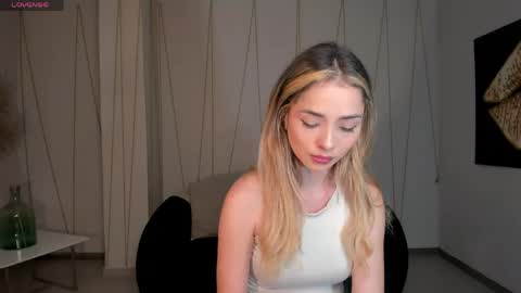 Stacy Woods online show from May 2026 11:49:01 AM