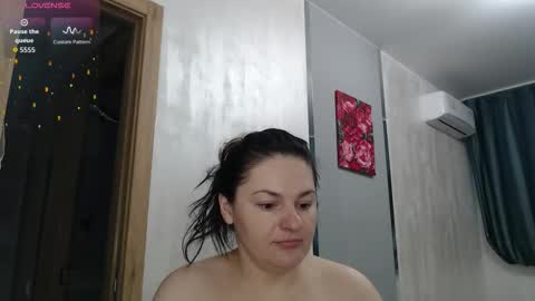 Snapshot of stacy_davise chatting on November 2025 06:35:01 AM STACY online show from November 2025 06:35:01 AM