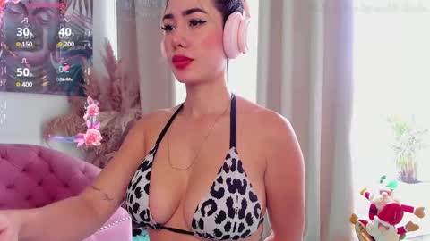 Snapshot of stacy_malibu1 chatting on December 2024 03:57:01 PM TWstacymalibu110 online show from December 2024 03:57:01 PM