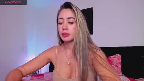 Snapshot of stacy_malibu1 chatting on March 2025 11:22:02 PM TWstacymalibu110 online show from March 2025 11:22:02 PM