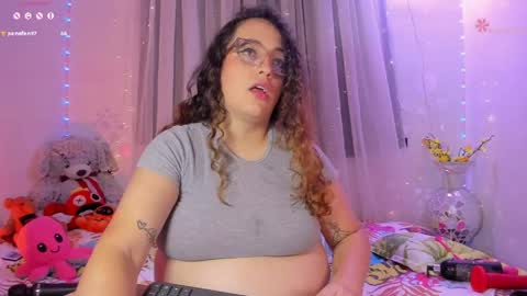 Snapshot of stacy_millerr chatting on May 2026 12:40:02 AM Stacy Boobs online show from May 2026 12:40:02 AM
