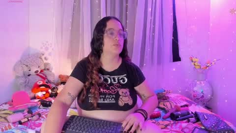 Snapshot of stacy_millerr chatting on May 2026 10:00:01 AM Stacy Boobs online show from May 2026 10:00:01 AM