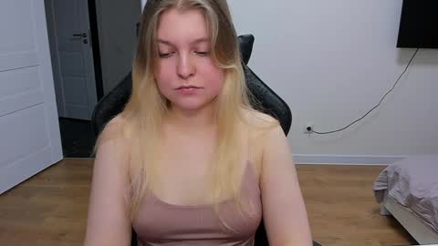 Snapshot of stacy_miraclee chatting on January 2025 09:27:01 AM Stacy online show from January 2025 09:27:01 AM