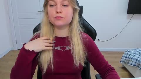 Snapshot of stacy_miraclee chatting on February 2025 09:58:01 AM Stacy online show from February 2025 09:58:01 AM