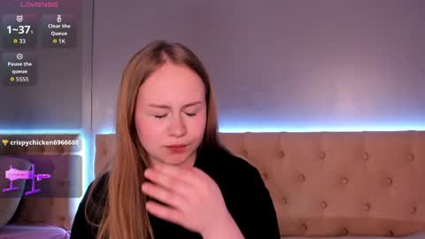 Snapshot of stacy_moorexx chatting on May 2026 09:09:01 PM STACY online show from May 2026 09:09:01 PM