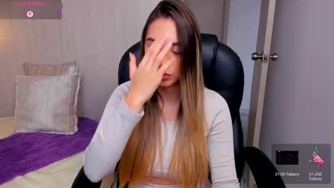 Stacy Conner online show from November 2025 08:30:02 PM