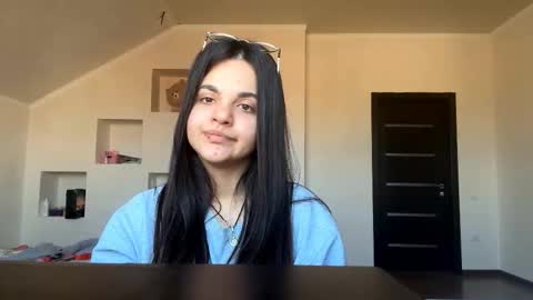 Snapshot of stacyhammargren chatting on October 2025 12:46:01 PM Olivia online show from October 2025 12:46:01 PM