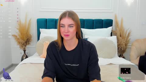 Snapshot of stacyjey chatting on December 2024 12:47:01 PM Stacy online show from December 2024 12:47:01 PM