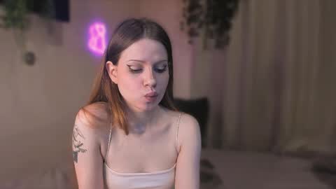stacyloveforu online show from May 2026 01:33:01 AM