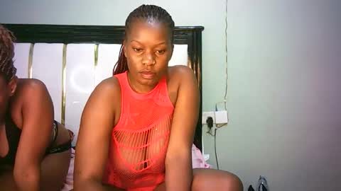 Snapshot of stacyweet chatting on October 2025 03:04:01 PM Stacysweet chocolate online show from October 2025 03:04:01 PM